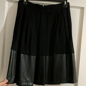 Banana Republic Black Pleated Aline Skirt